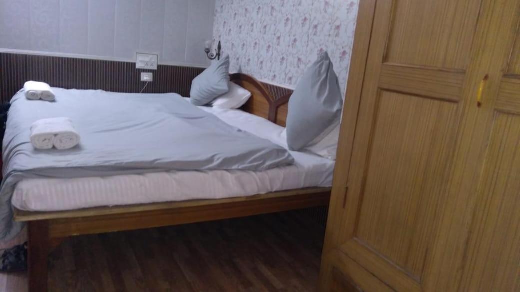 Karthik Resorts, Jeolikote Nainital Extérieur photo
